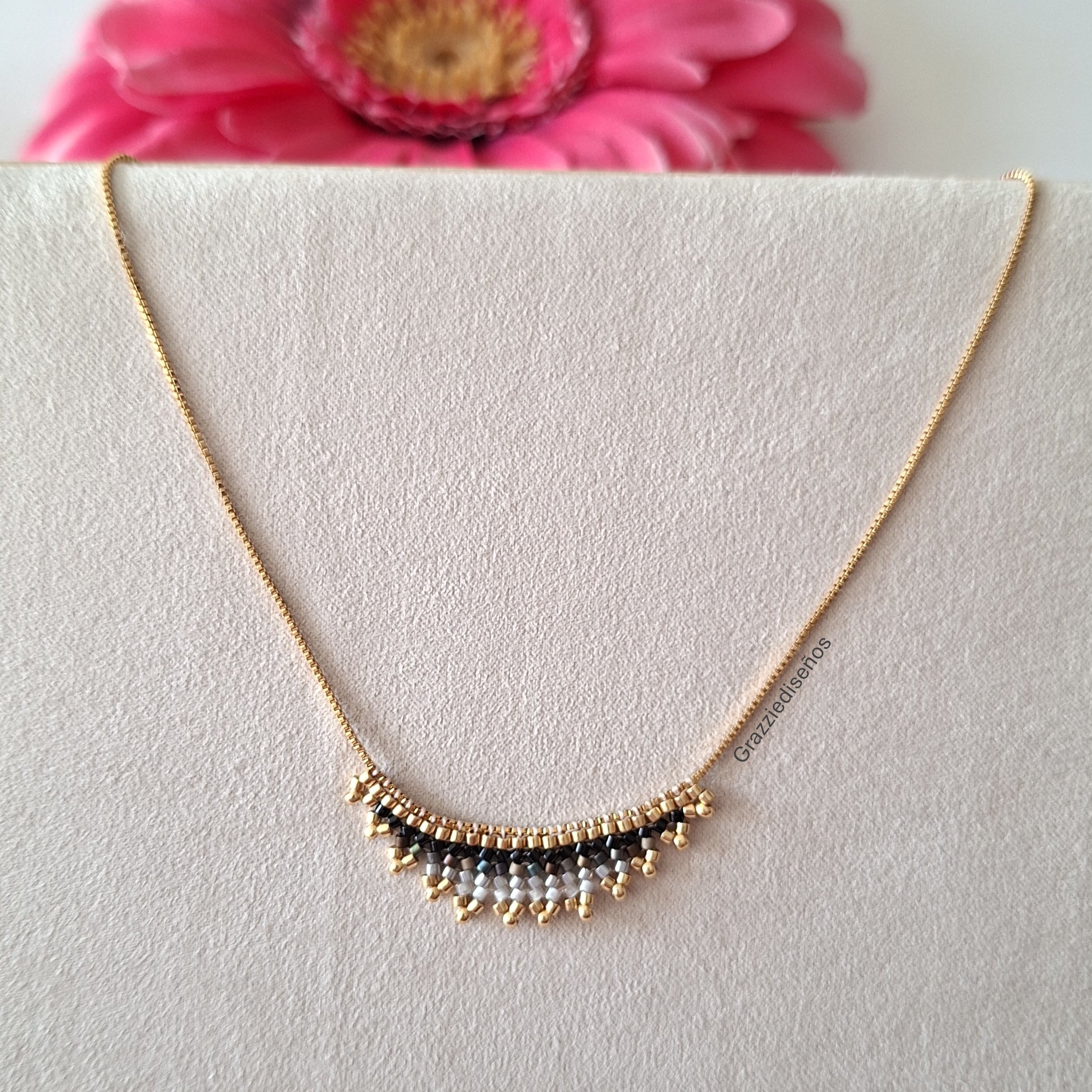 Collar Miyuki Negro-Gris