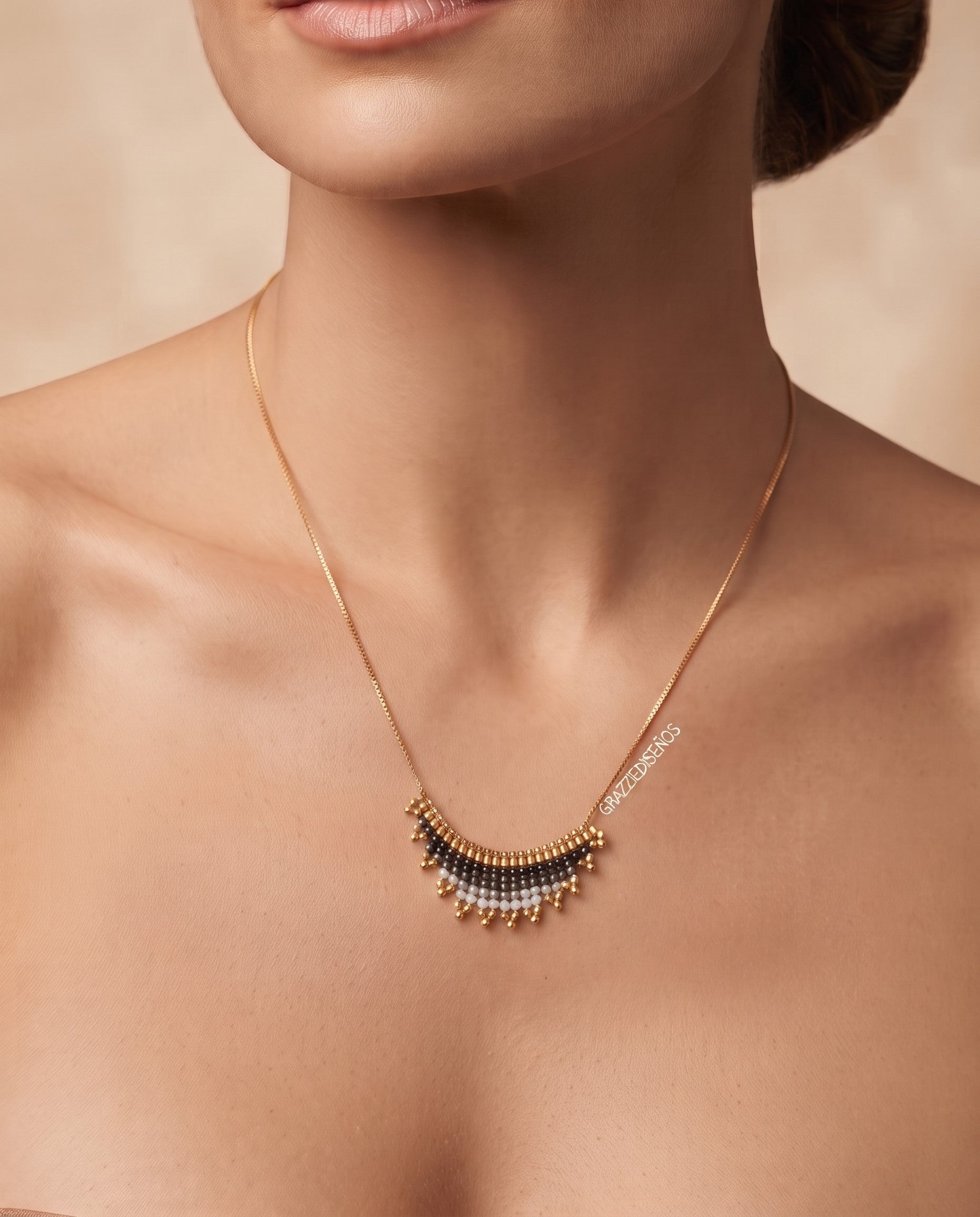 Collar Miyuki Negro-Gris